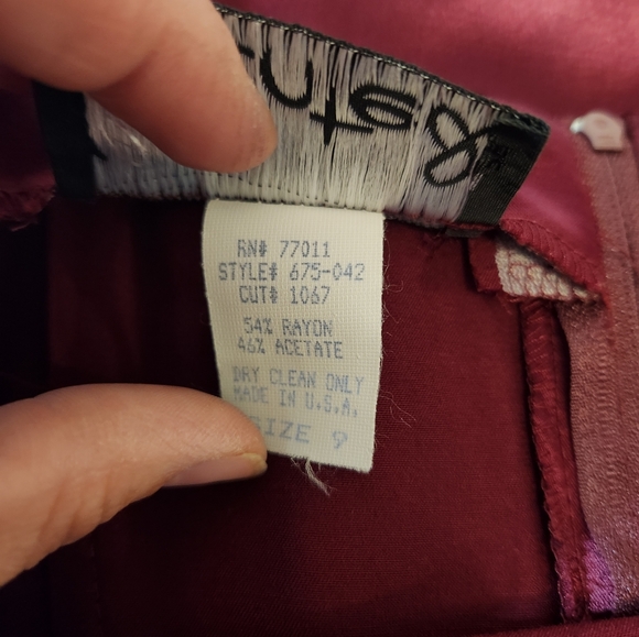Vintage Wanted Brand Deep Red Satin Feel Dress. Size 9/10. - Picture 7 of 7